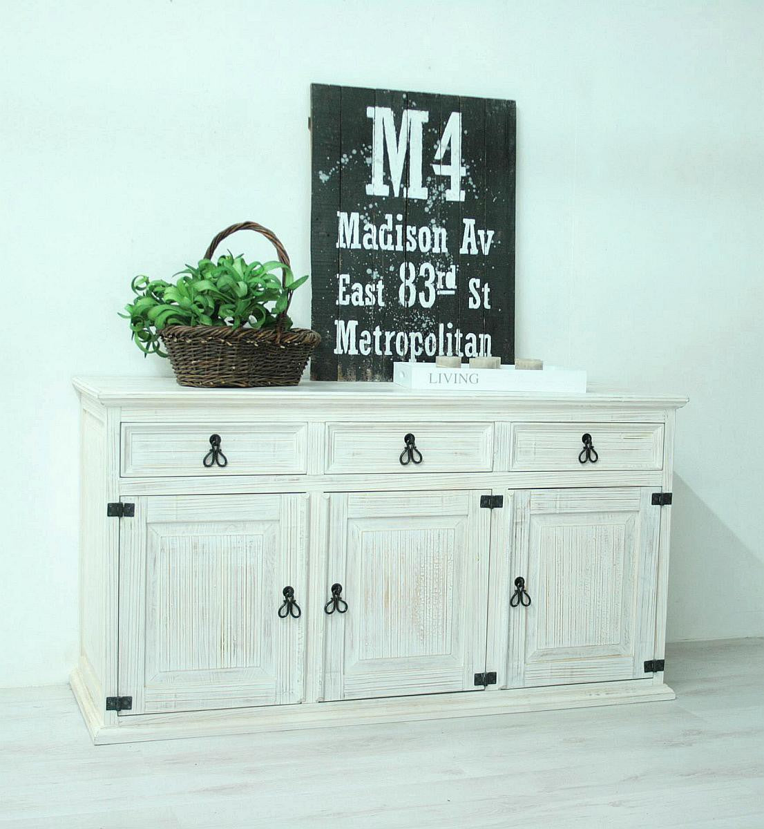 Sideboard Pinie massiv weiß gewischt Finca
