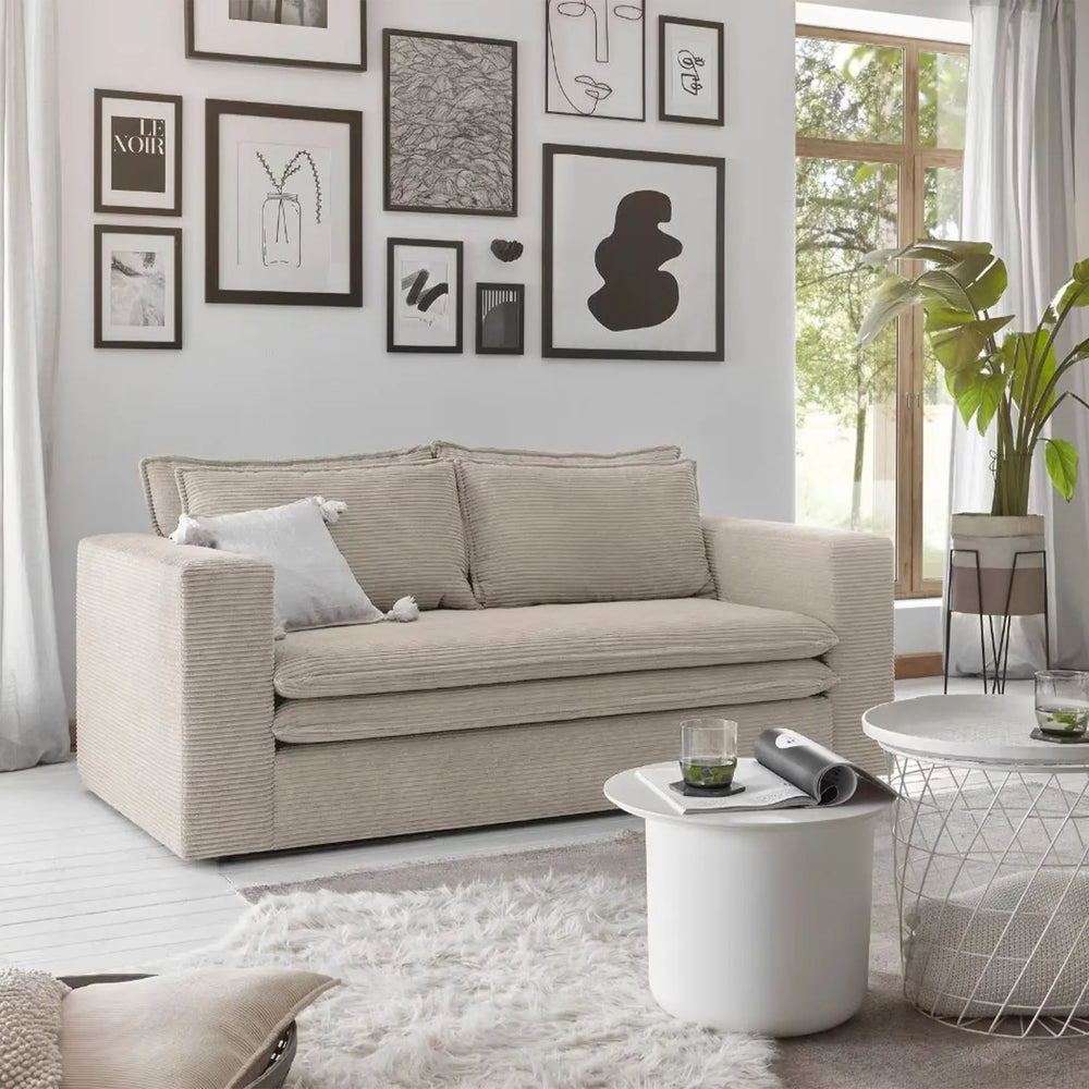 
                  
                    2-Sitzer Sofa in Beige aus Cord-Stoff
                  
                