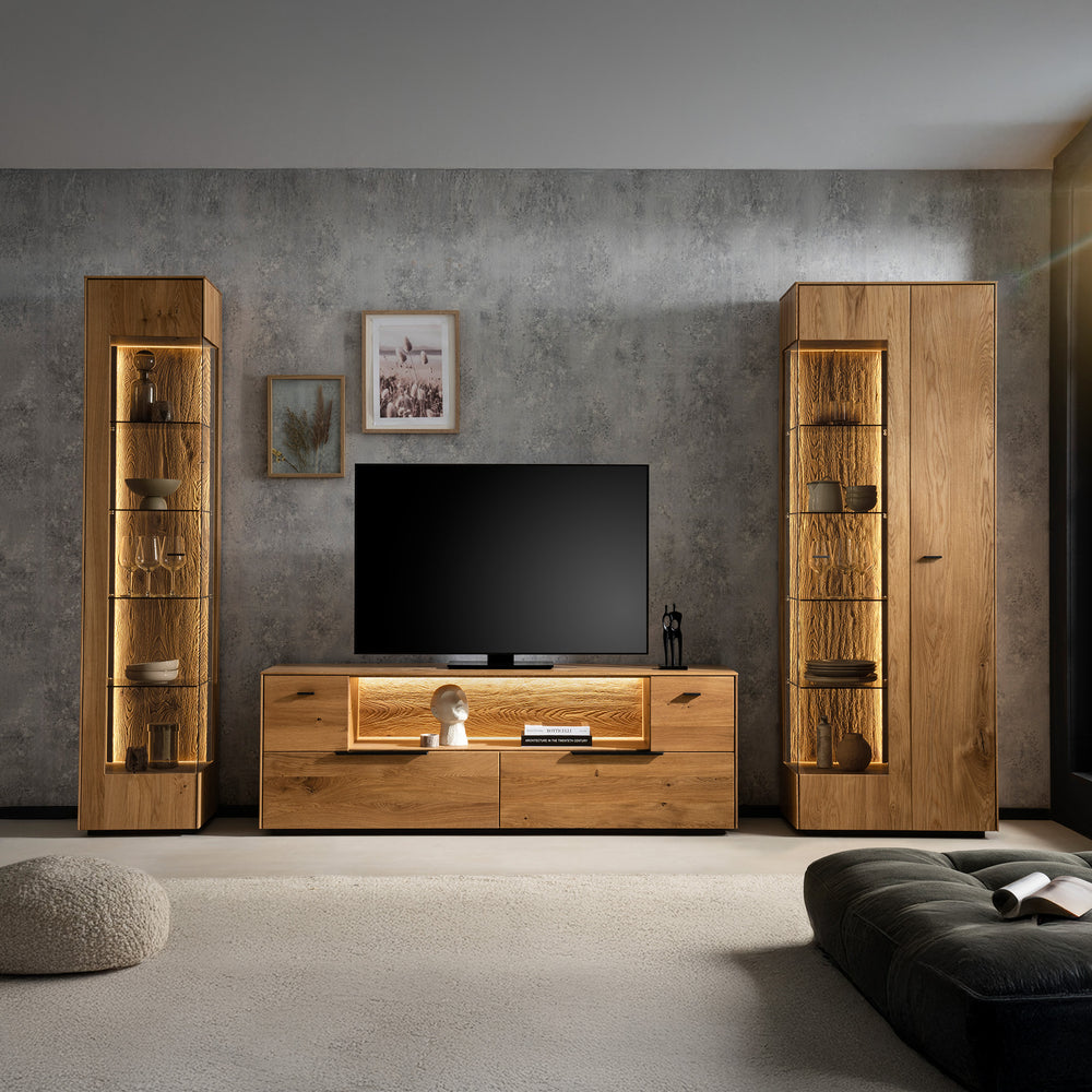 3-teilige Wohnwand aus Holz mit Beleuchtungselementen