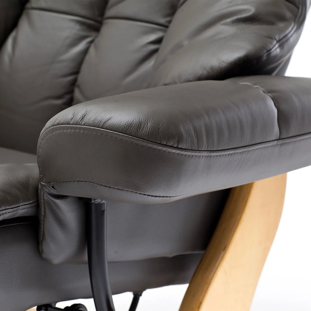 
                  
                    Detailbild Armlehne bei einem TV-Relaxsessel
                  
                