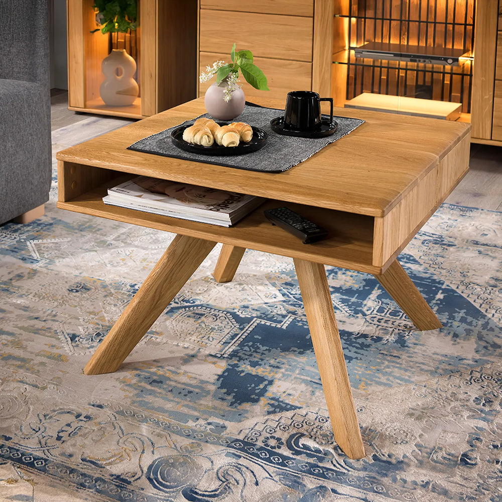 Couchtisch aus Holz mit Ablagefach und 4 schrägen Beinen