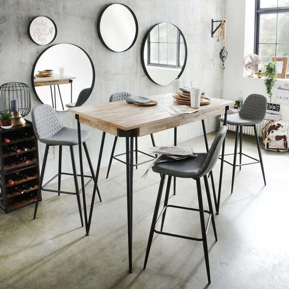 Bartisch mit Holzplatte und Metallgestell