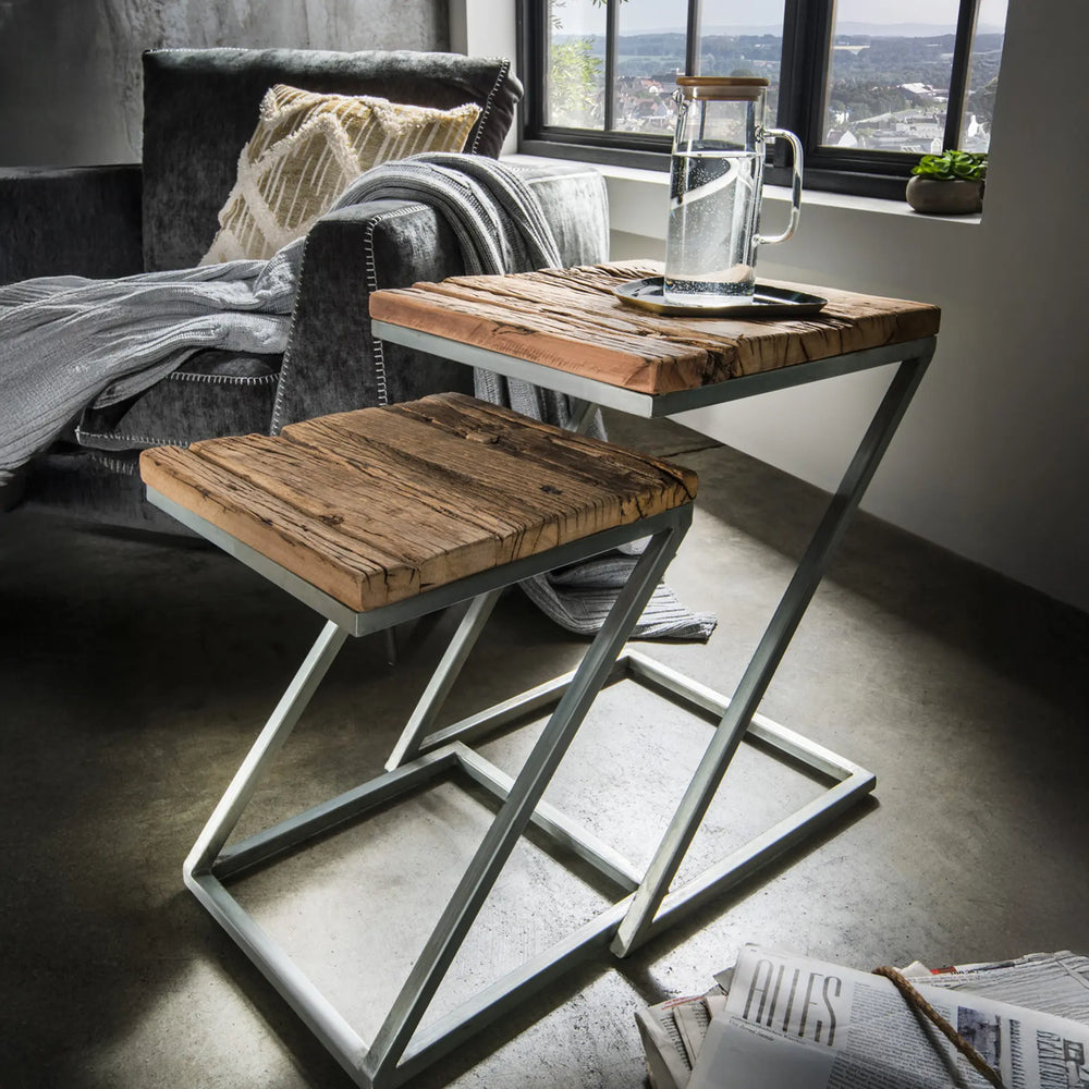 2er Set Beistelltische aus Holz und Metall