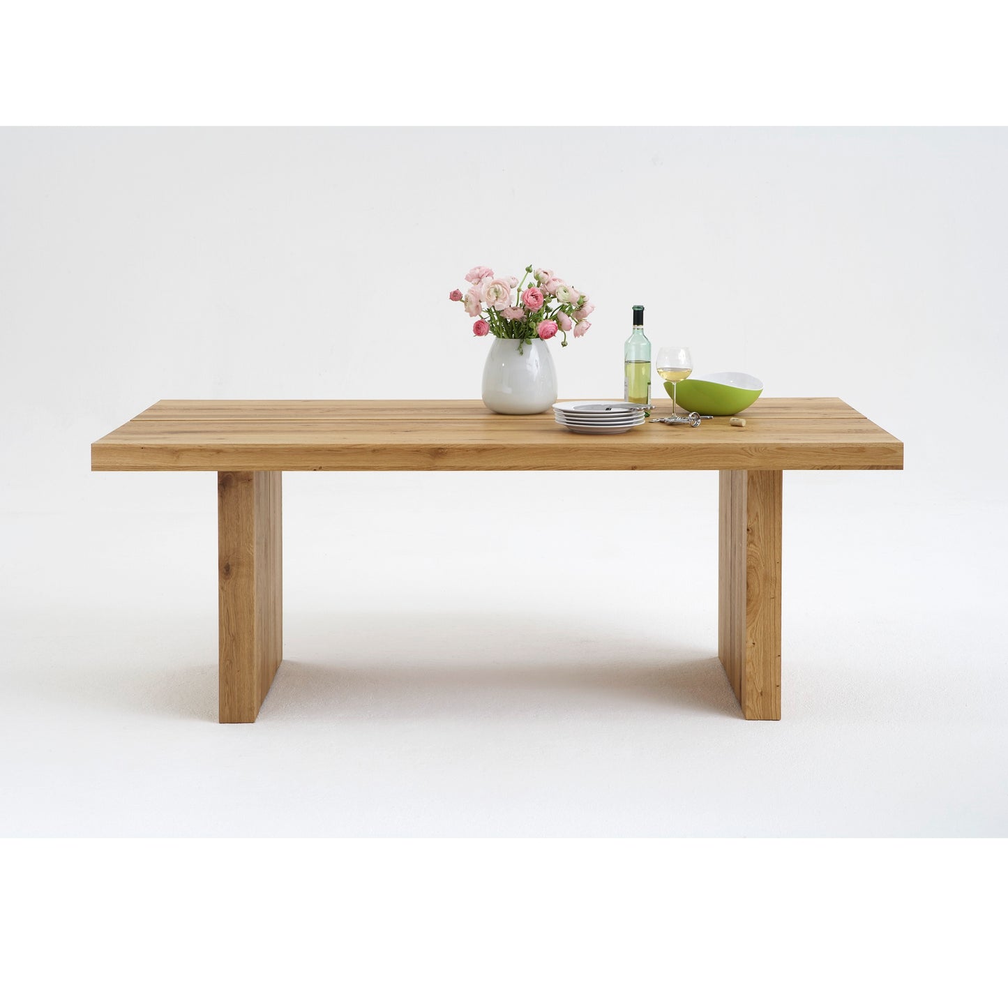 
                  
                    Esstisch 200 x 100 cm Eiche massiv geölt - Signum
                  
                