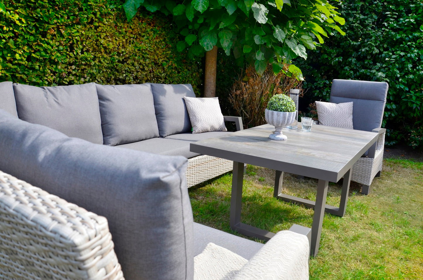 
                  
                    Loungegarnitur Kunststoffgeflecht taupe - Prato Mountain
                  
                