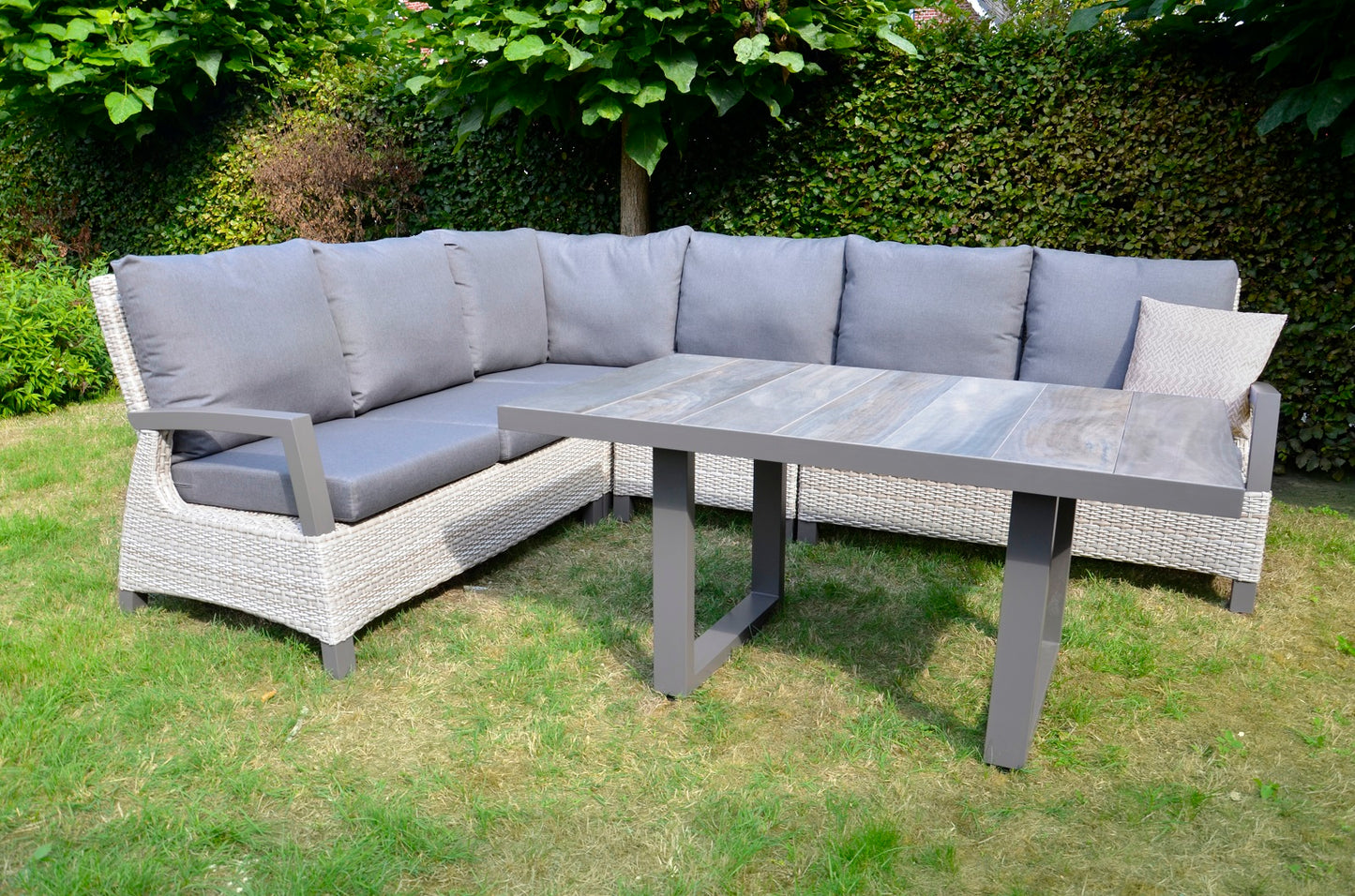 
                  
                    Loungegarnitur Kunststoffgeflecht taupe - Prato Mountain
                  
                