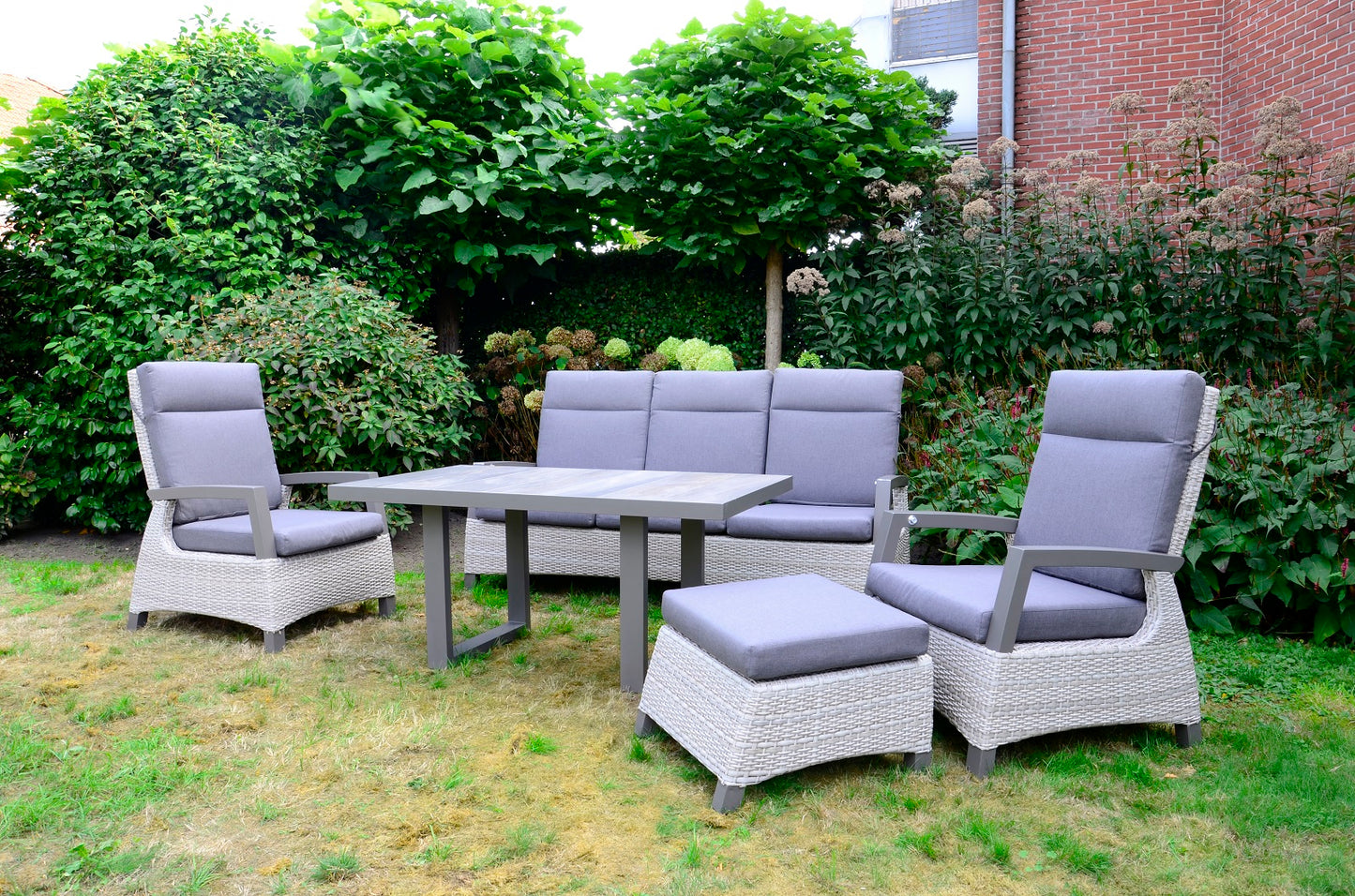 
                  
                    Loungebank 3-sitzer Kunststoffgeflecht taupe  - Prato Mountain
                  
                