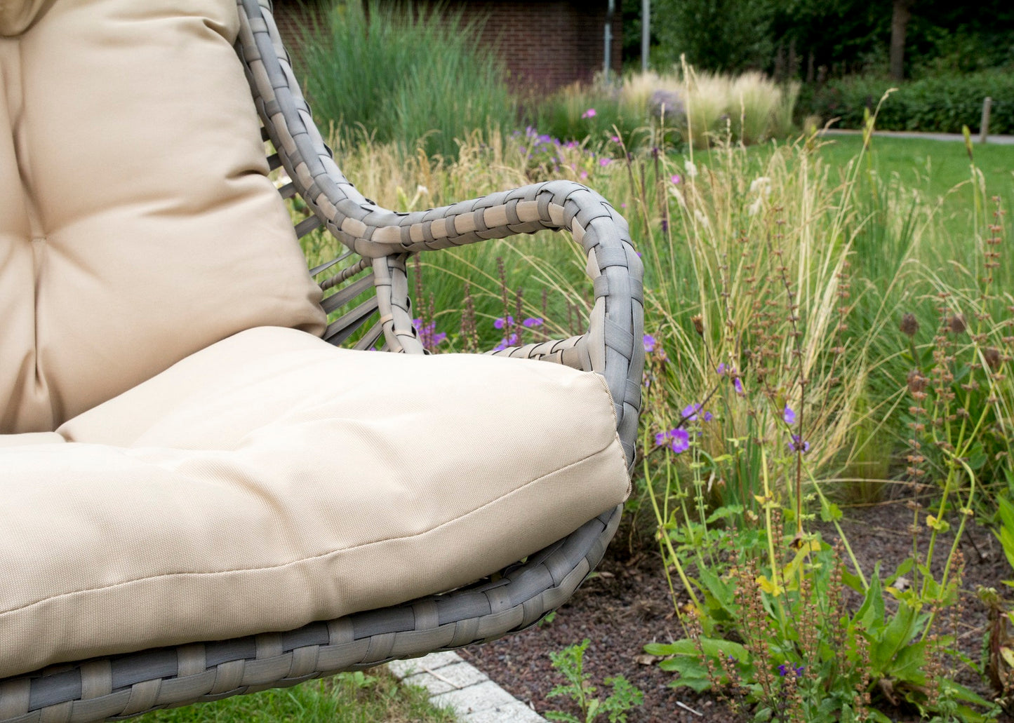 
                  
                    Relax- Hängesessel / Gartensessel Polyrattan taupe - Sandy
                  
                