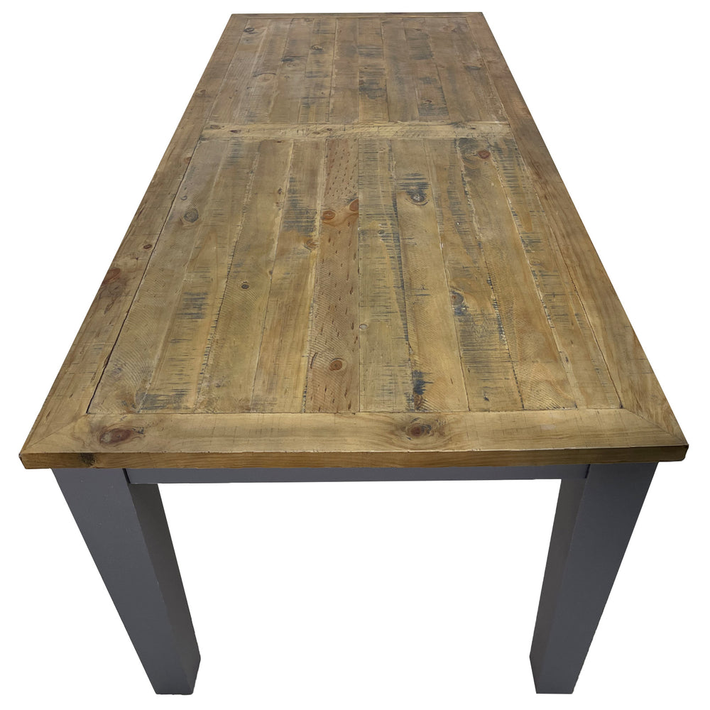 
                  
                    Esstisch 200 x 90 cm Pinie massiv recycelt grau / natur - Byron
                  
                