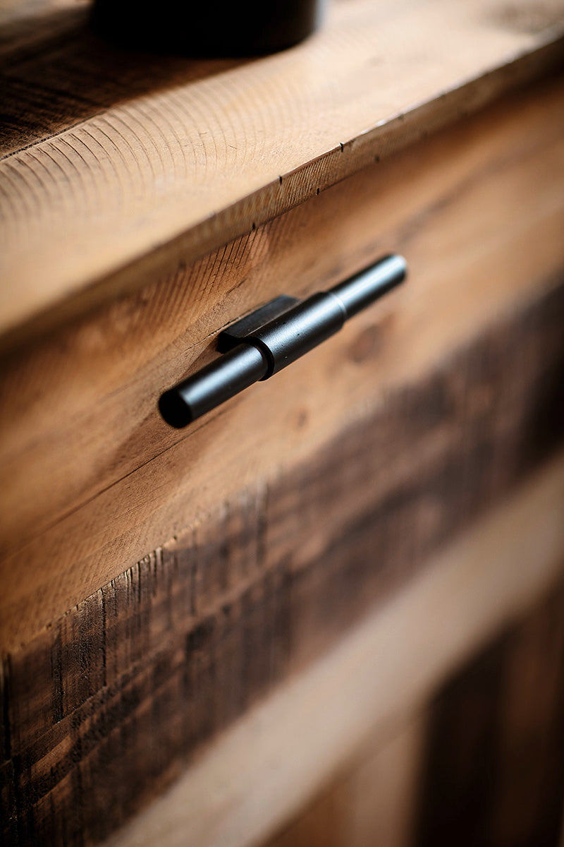 
                  
                    Sideboard Pinie massiv - Pier22
                  
                