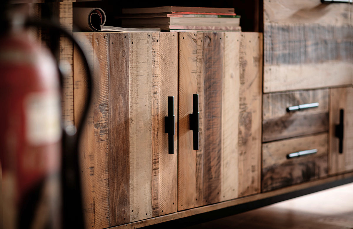 
                  
                    Sideboard Pinie massiv - Pier22
                  
                