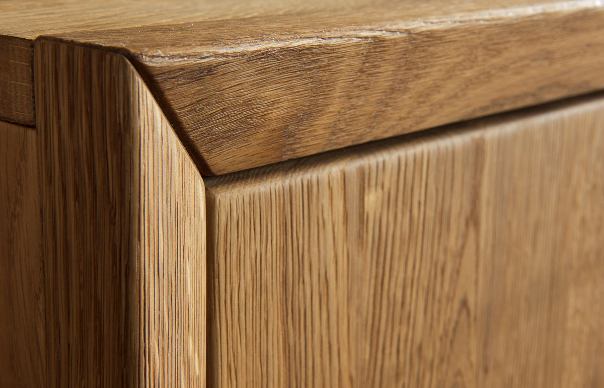 
                  
                    Sideboard Front Eiche massiv / Metall - Vigo
                  
                
