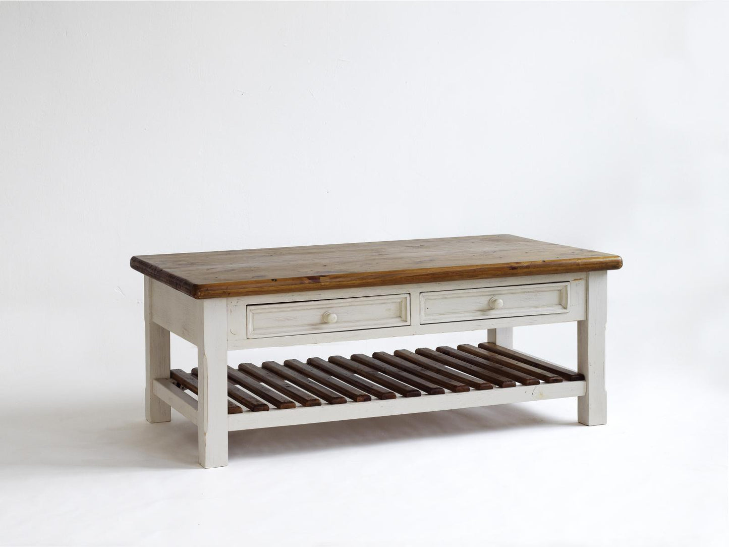 
                  
                    Couchtisch Kiefer massiv 140 x 80 Landhausstil Weiß/Honig Bodde
                  
                