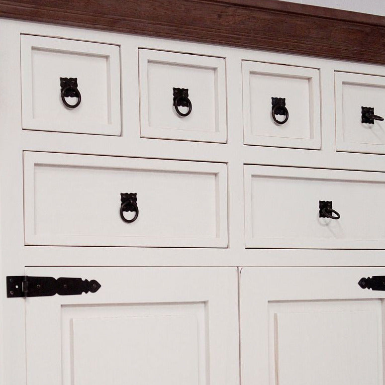 
                  
                    Highboard Pinie massiv Antikfinish/Weiß - Finca
                  
                