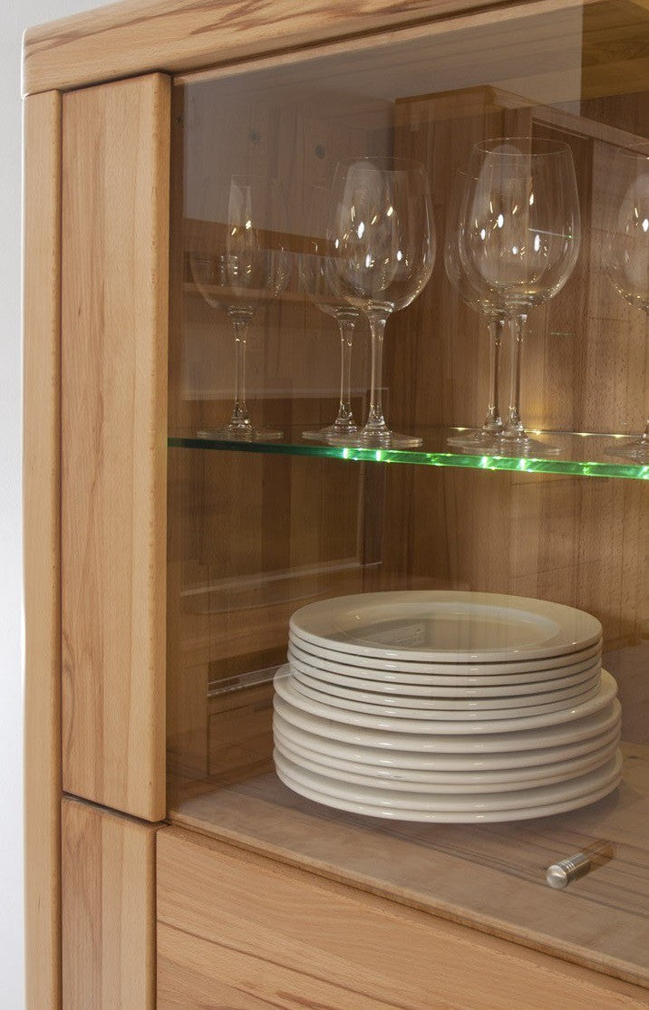 
                  
                    Vitrine Kernbuche massiv geölt Anschlag links Solido
                  
                