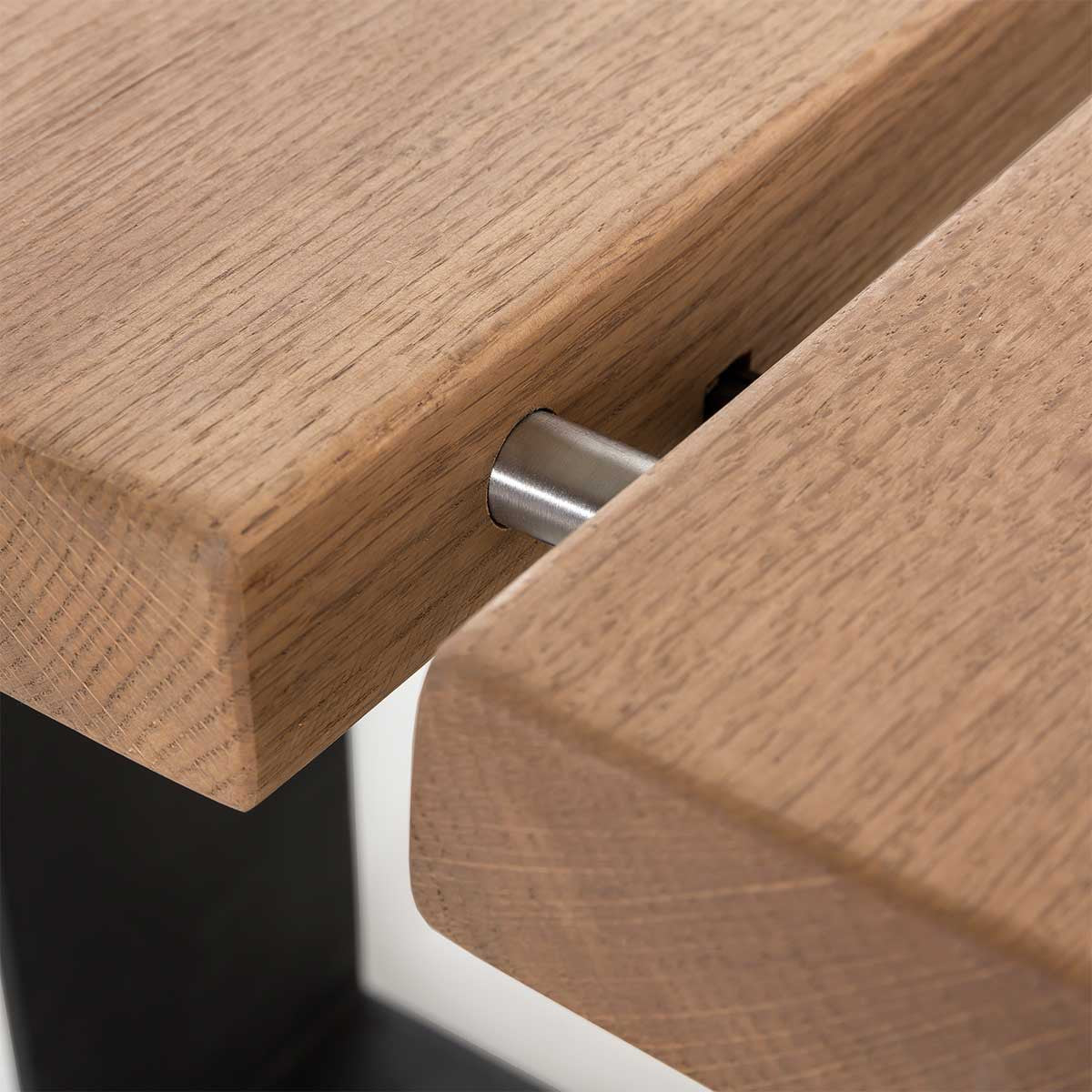 
                  
                    Couchtisch Eiche massiv 120 x 70 cm Sarnia
                  
                