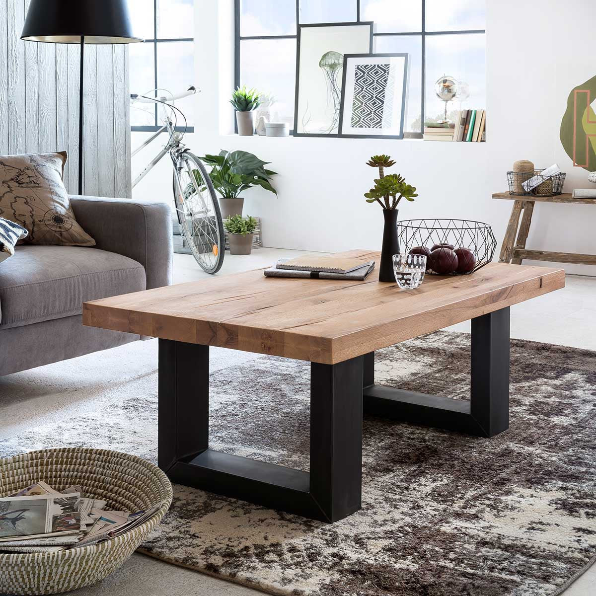 
                  
                    Couchtisch Eiche massiv 120 x 70 cm Barano
                  
                