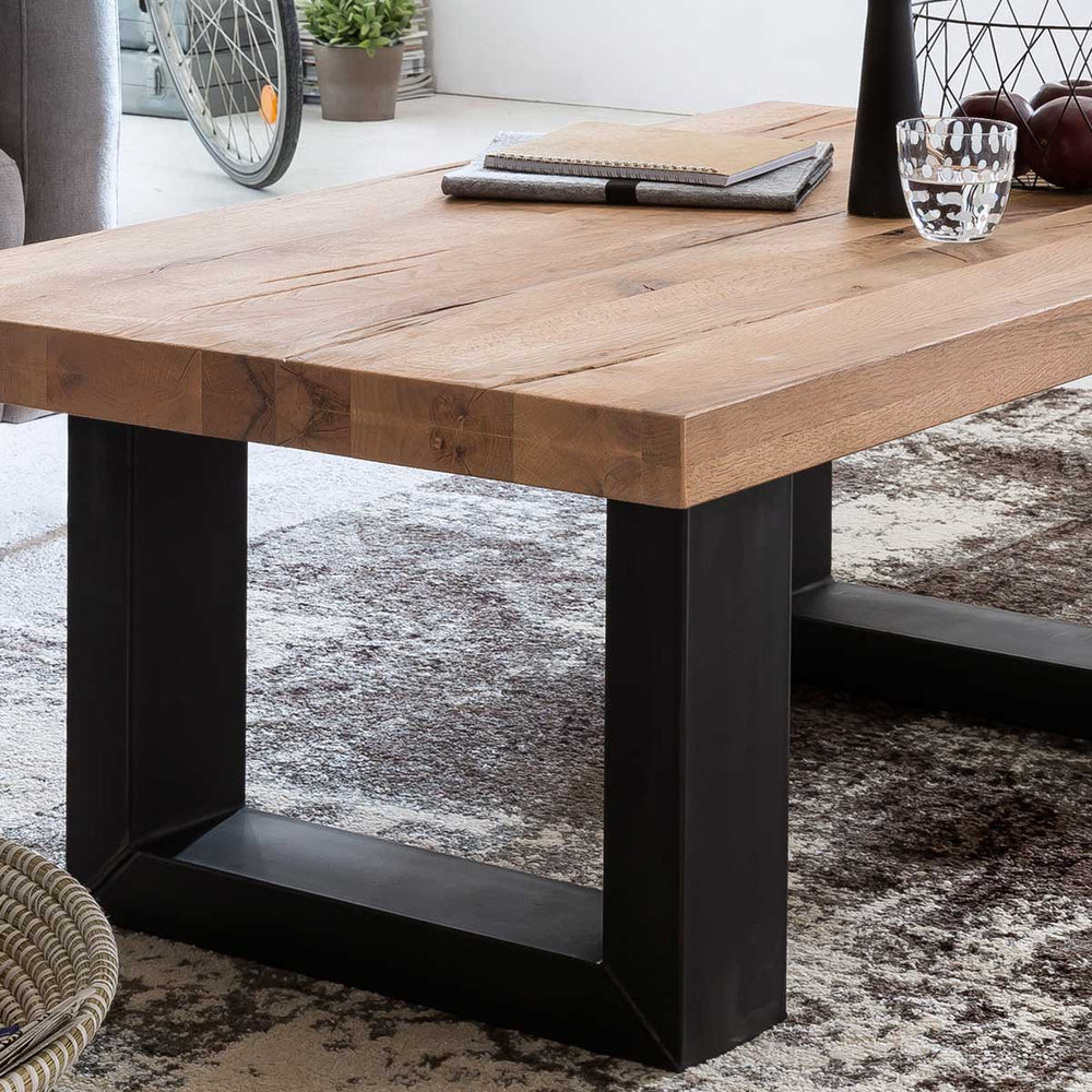 
                  
                    Couchtisch Eiche massiv 120 x 70 cm Barano
                  
                