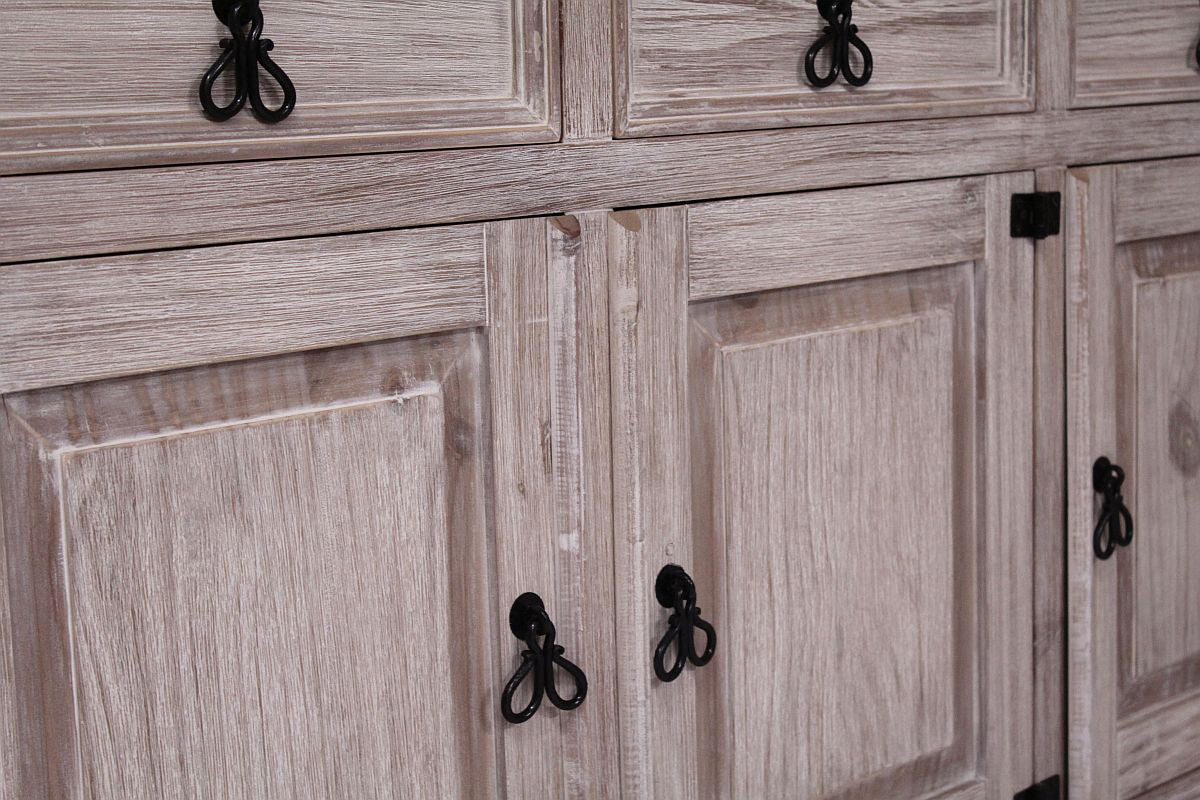
                  
                    Sideboard Pinie massiv Cappuccino gebürstet Finca
                  
                