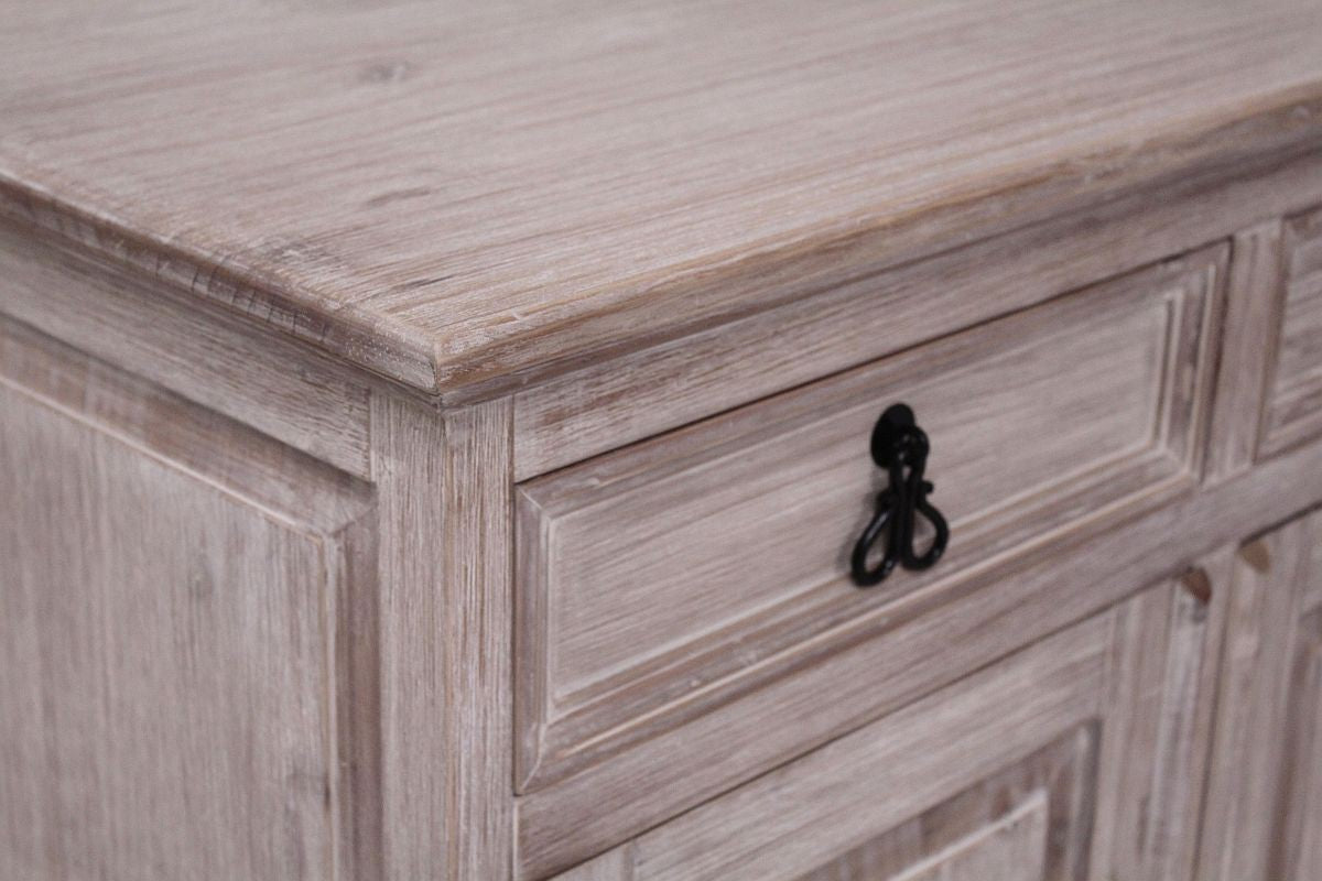 
                  
                    Sideboard Pinie massiv Cappuccino gebürstet Finca
                  
                