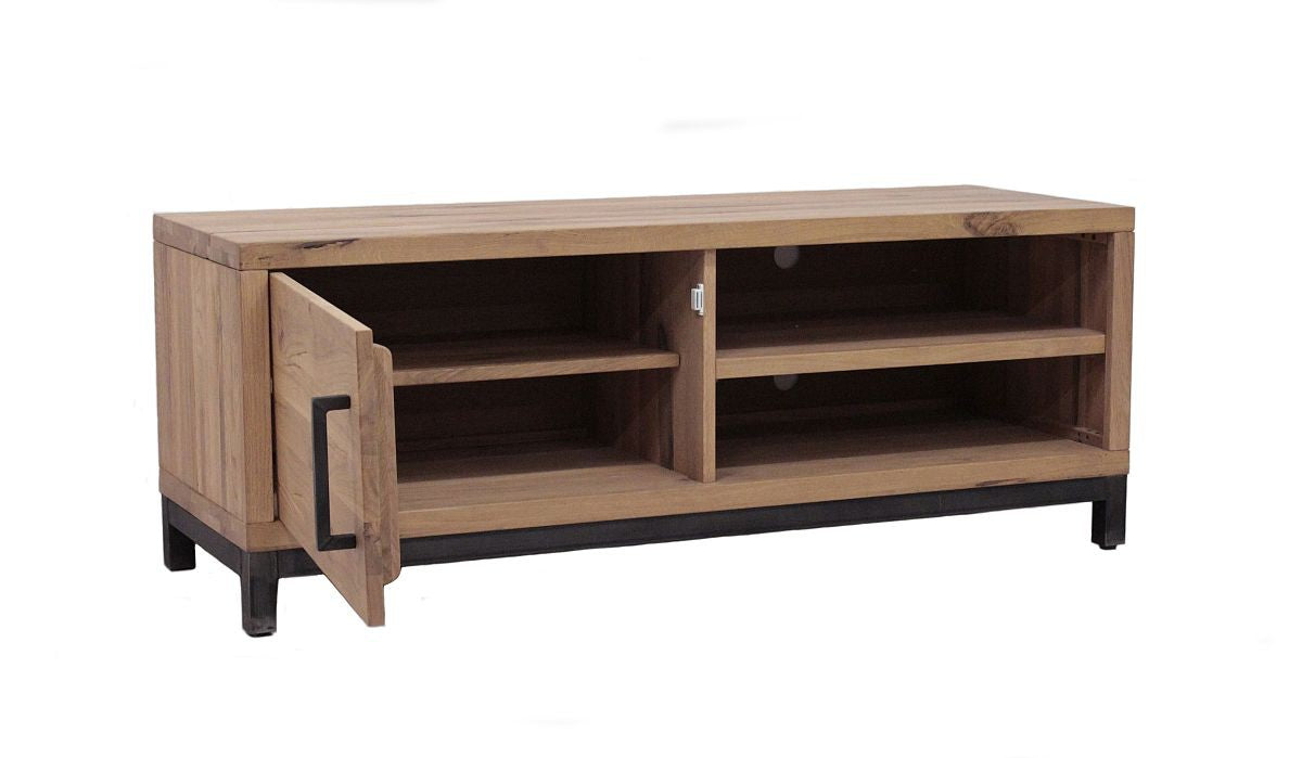 
                  
                    TV-Schrank Eiche massiv geölt Bestano
                  
                