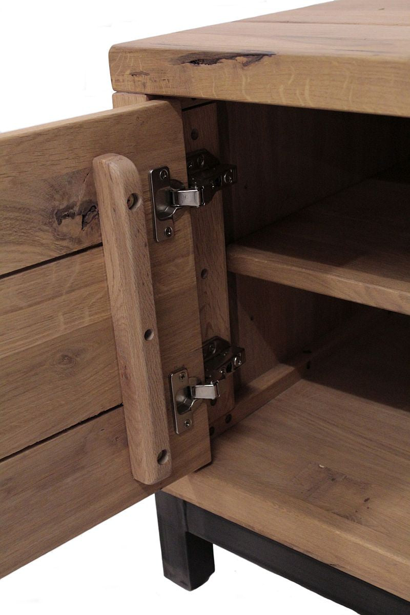
                  
                    TV-Schrank Eiche massiv geölt Bestano
                  
                