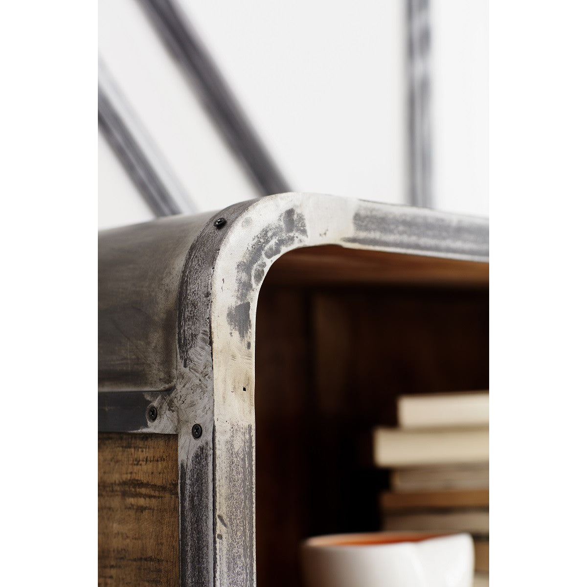 
                  
                    Regal Mango massiv / Metall Loftdesign Antiklook Saigon
                  
                