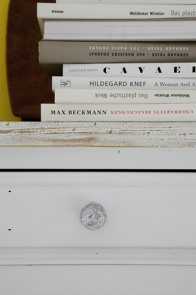 
                  
                    Anrichte Kiefer massiv Weiß/White sanded Landhausstil Opus
                  
                