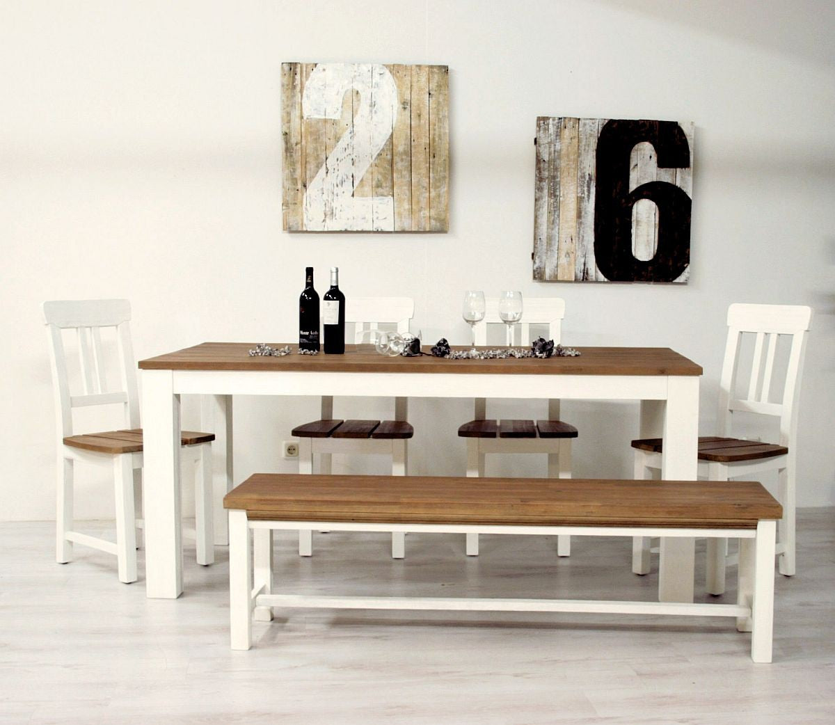 
                  
                    Sitzbank Akazie massiv 195 cm weiß / cappuccino Fleur
                  
                