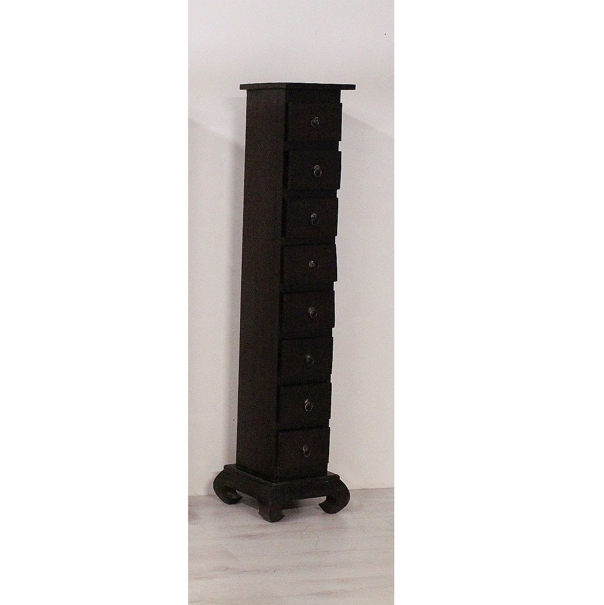 
                  
                    Hochkommode Henry braun Palisander massiv
                  
                