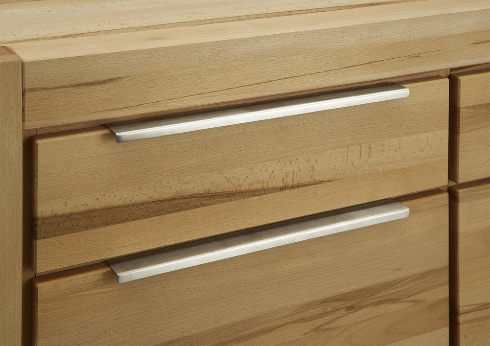 
                  
                    Vitrine Kernbuche massiv geölt Nane 9814-6661-R
                  
                