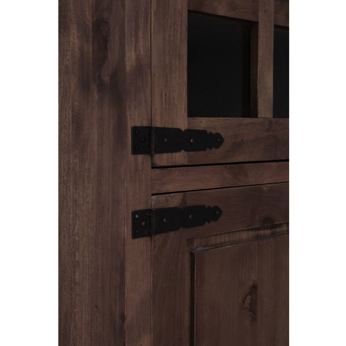 
                  
                    Vitrinenschrank 1-türig Pinie massiv Antikfinish Finca
                  
                
