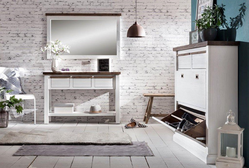 
                  
                    Anrichte Garderobe Akazie massiv Loft 3 Schubkästen
                  
                