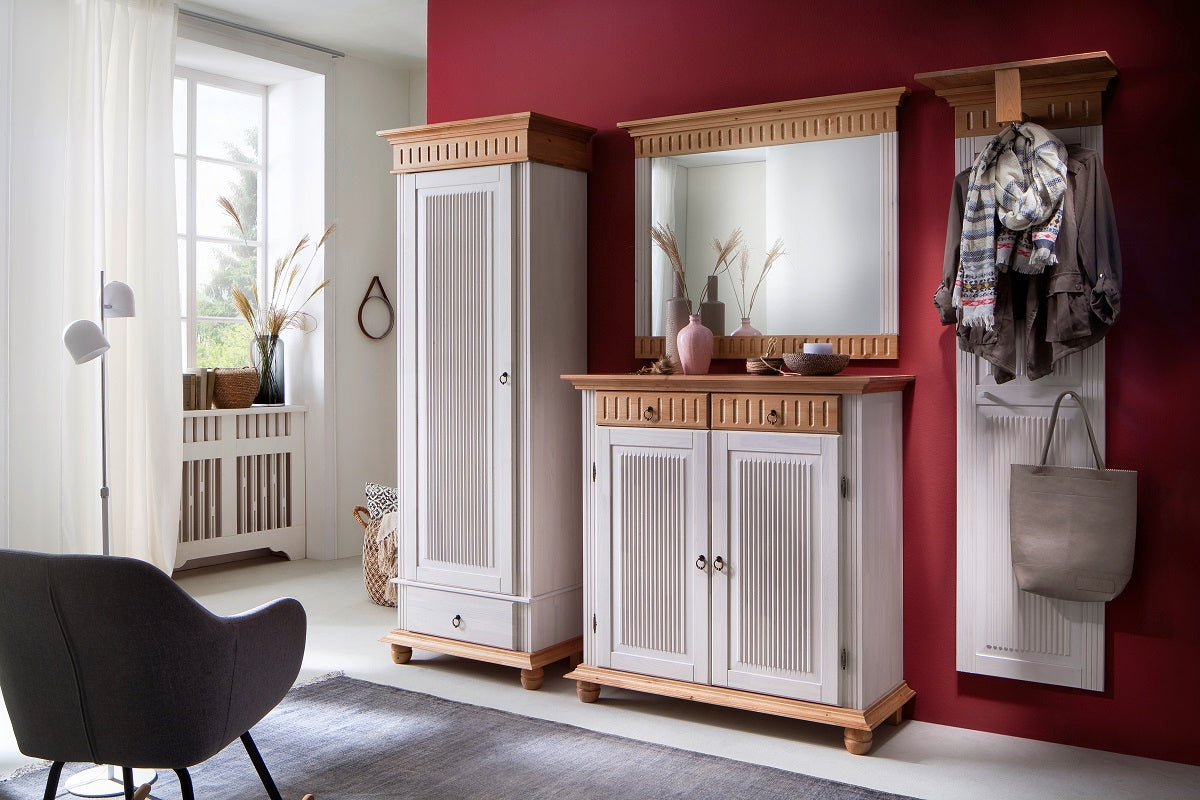 
                  
                    Garderoben-Set Kiefer massiv weiß-antik Landhausstil Helsinki
                  
                