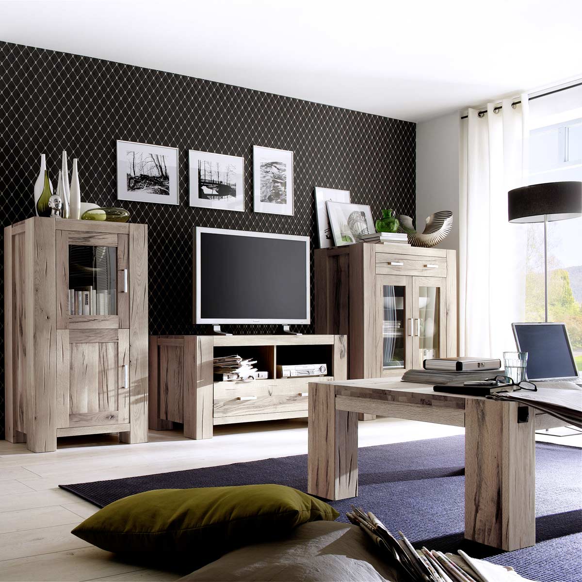 
                  
                    Couchtisch Eiche massiv 140 x 80 cm weiß gekälkt Braxton
                  
                