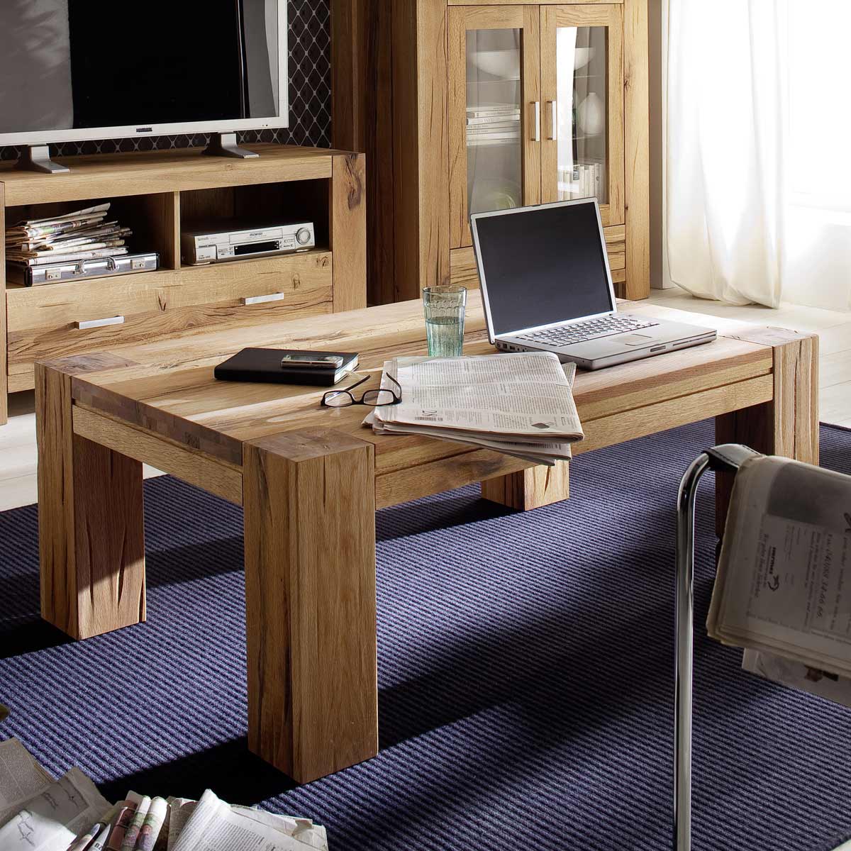 
                  
                    Couchtisch Eiche massiv 140 x 80 cm Natur geölt Braxton
                  
                