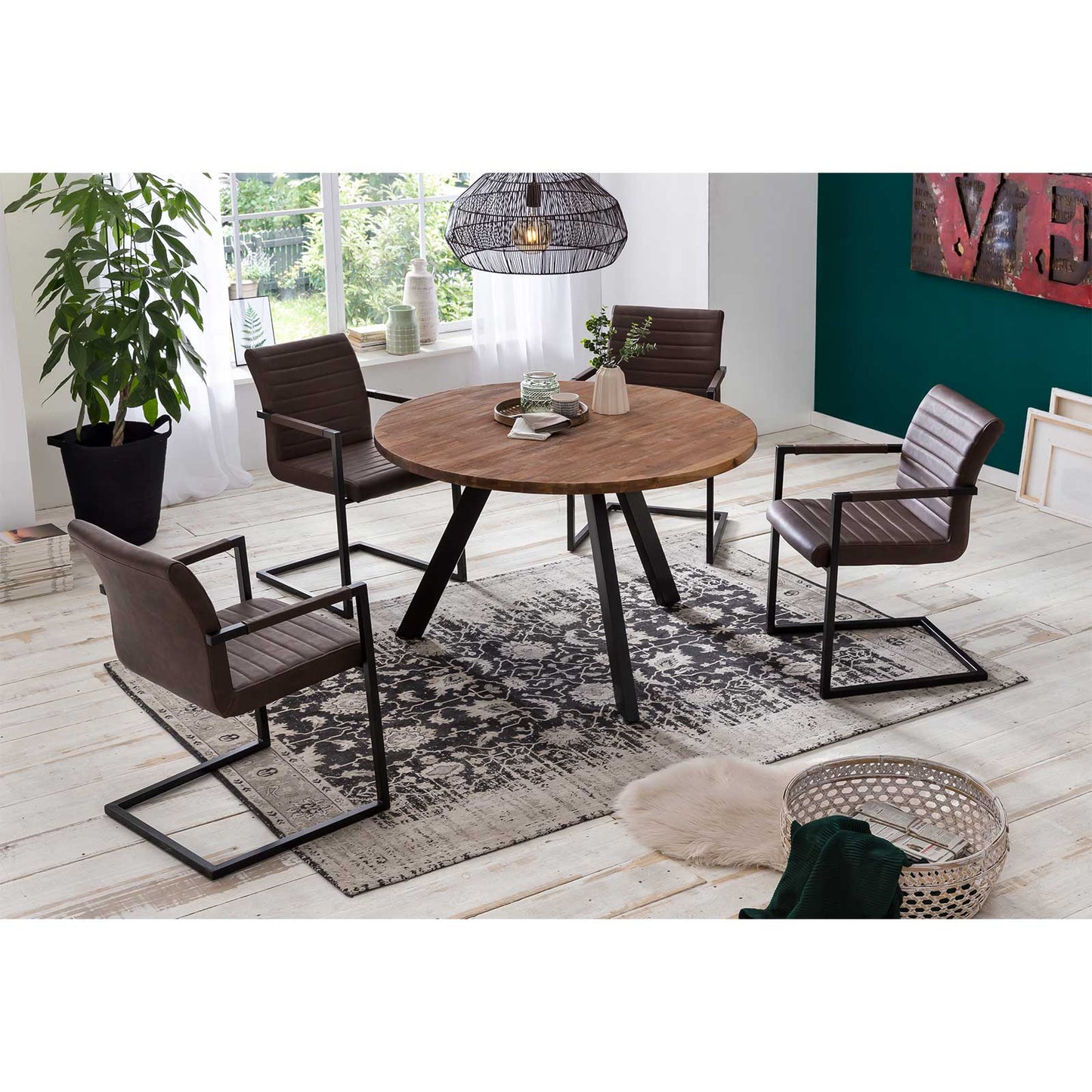 
                  
                    Esstisch Akazie massiv / Metall 120 cm Industrialstyle Brandy
                  
                