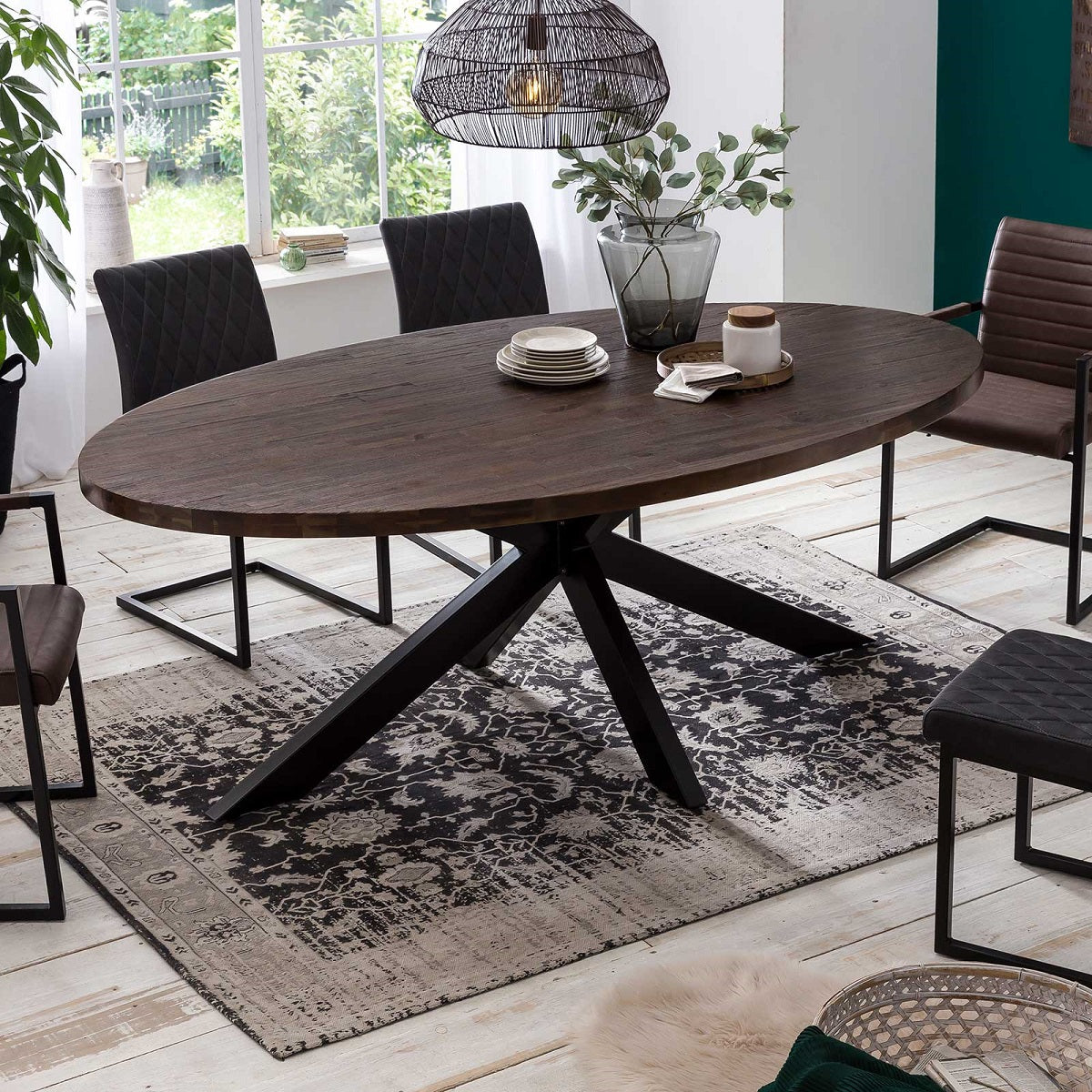 
                  
                    Esstisch 220 x 120 oval Akazie massiv / Metall Industrialstyle Brandy
                  
                