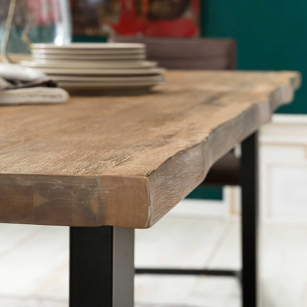 
                  
                    Esstisch 160 x 90 cm Akazie massiv natural finish / Metall schwarz Brandy
                  
                