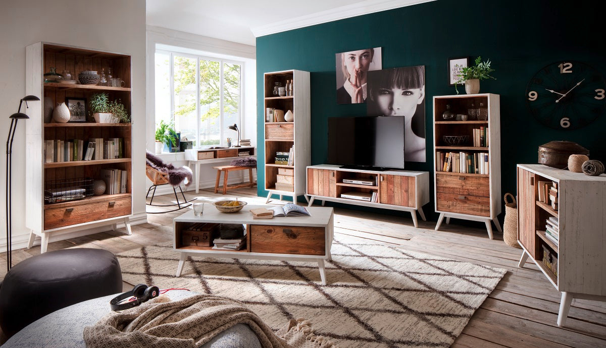 
                  
                    Kommode Recycle Kiefer massiv antik weiß lackiert - Maurus
                  
                
