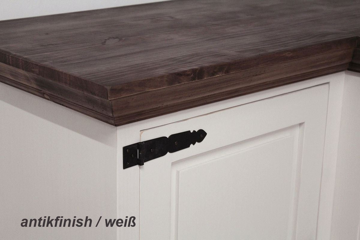 
                  
                    Anrichte Pinie massiv Antikfinish Finca
                  
                