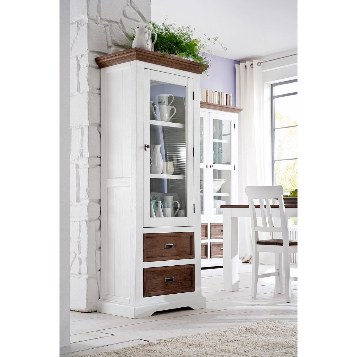 
                  
                    Vitrine Akazie massiv weiß / cappuccino Landhaus Fleur
                  
                