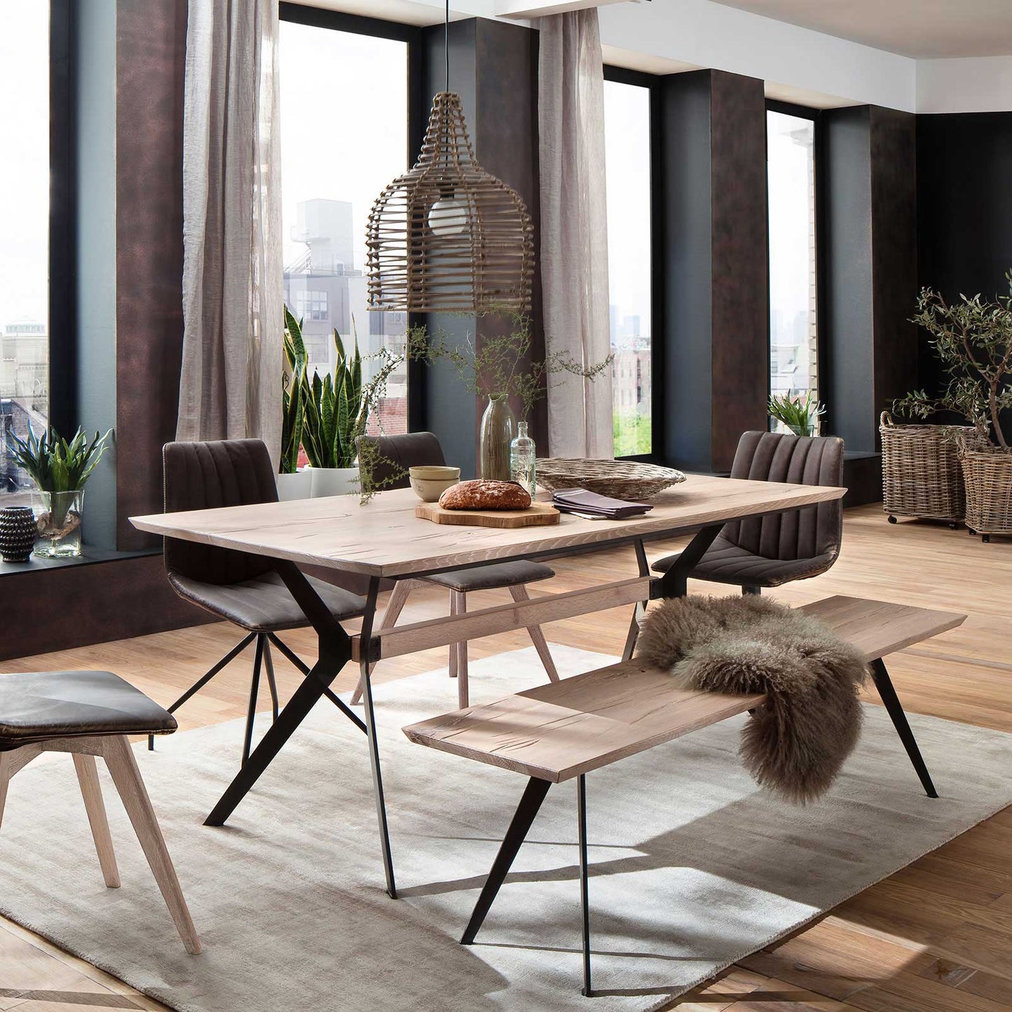 
                  
                    Esstisch 220 x 100 cm Wildeiche massiv Kito
                  
                