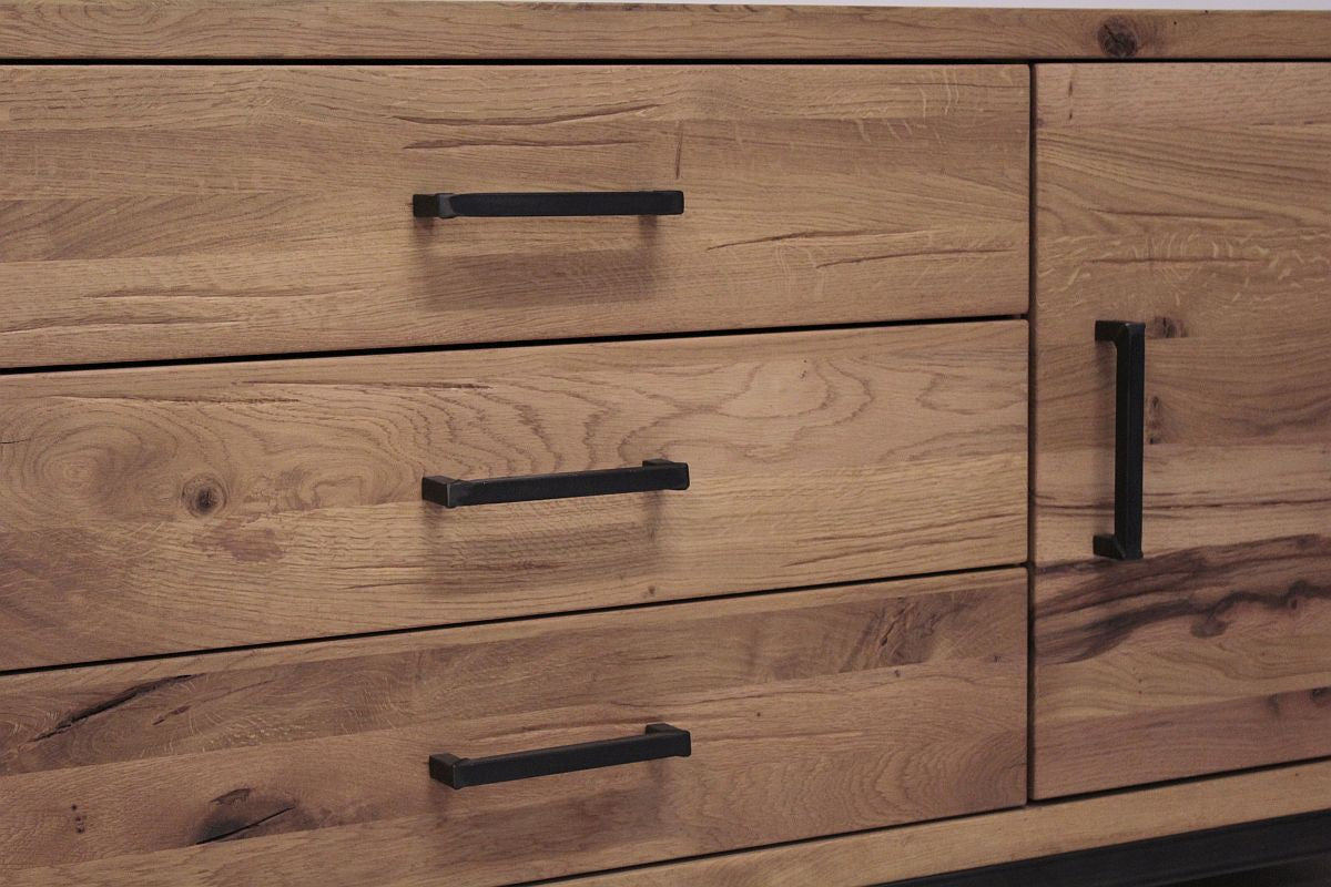 
                  
                    Sideboard Eiche massiv geölt Bestano
                  
                