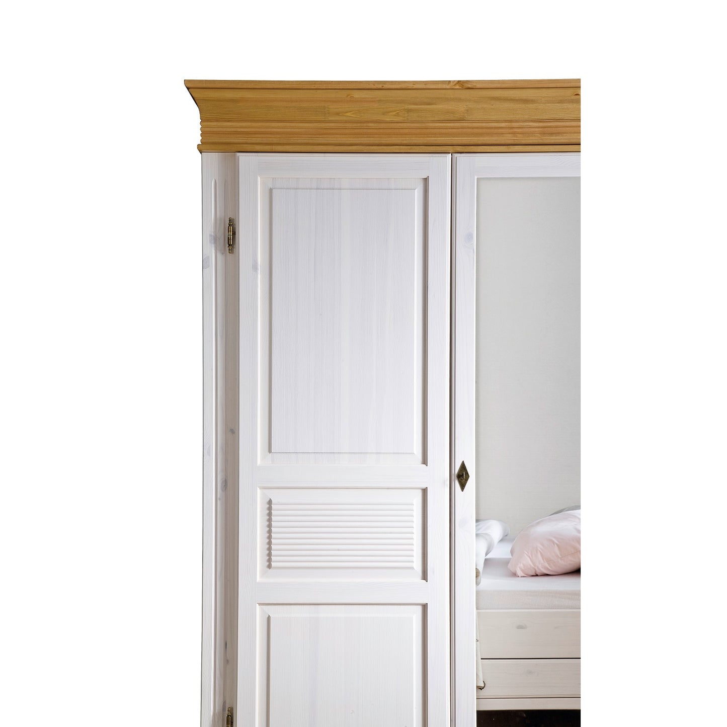 
                  
                    Dielenschrank Kiefer massiv weiß / antik Landhausstil Oslo
                  
                