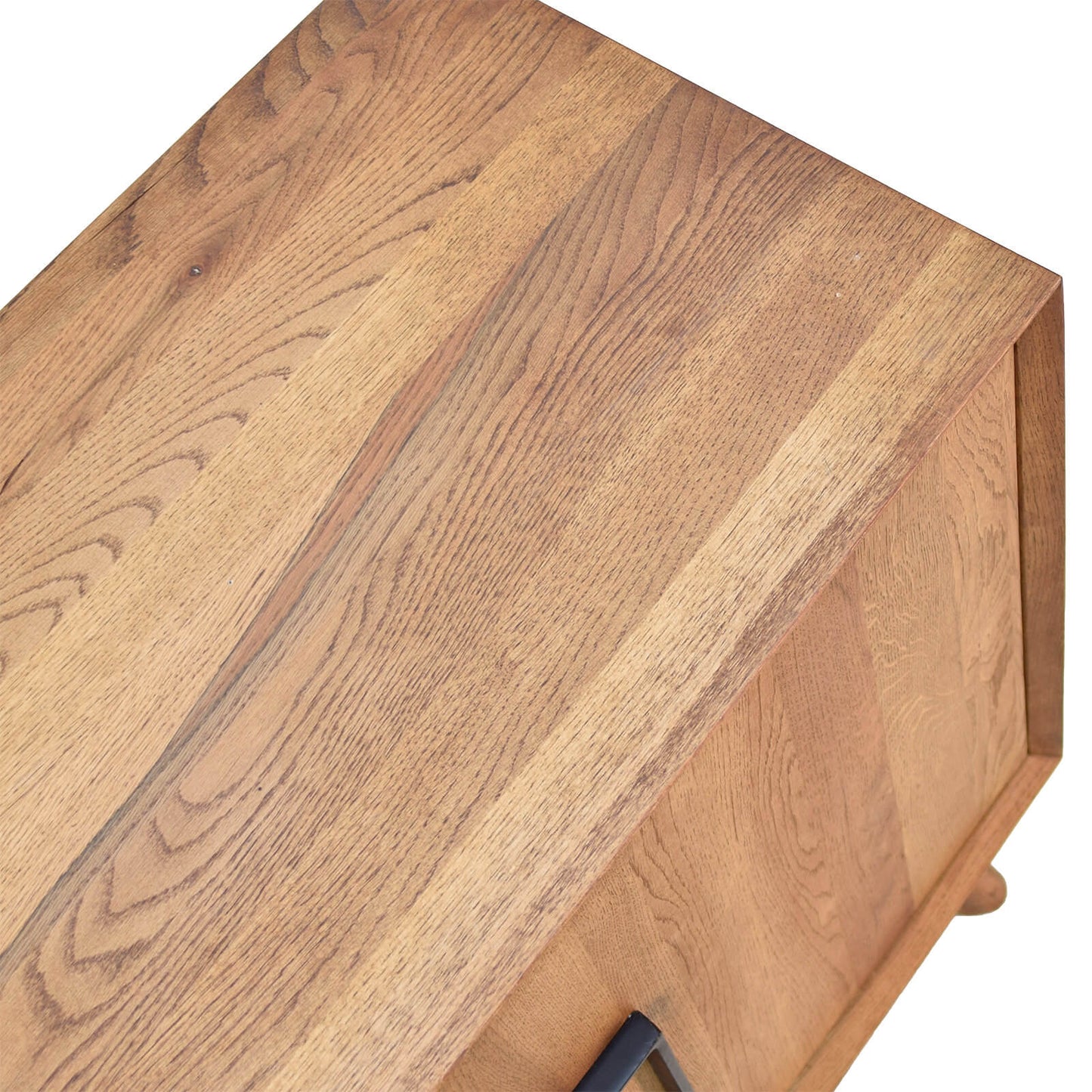 
                  
                    Sideboard europäische Wildeiche massiv - Vega
                  
                