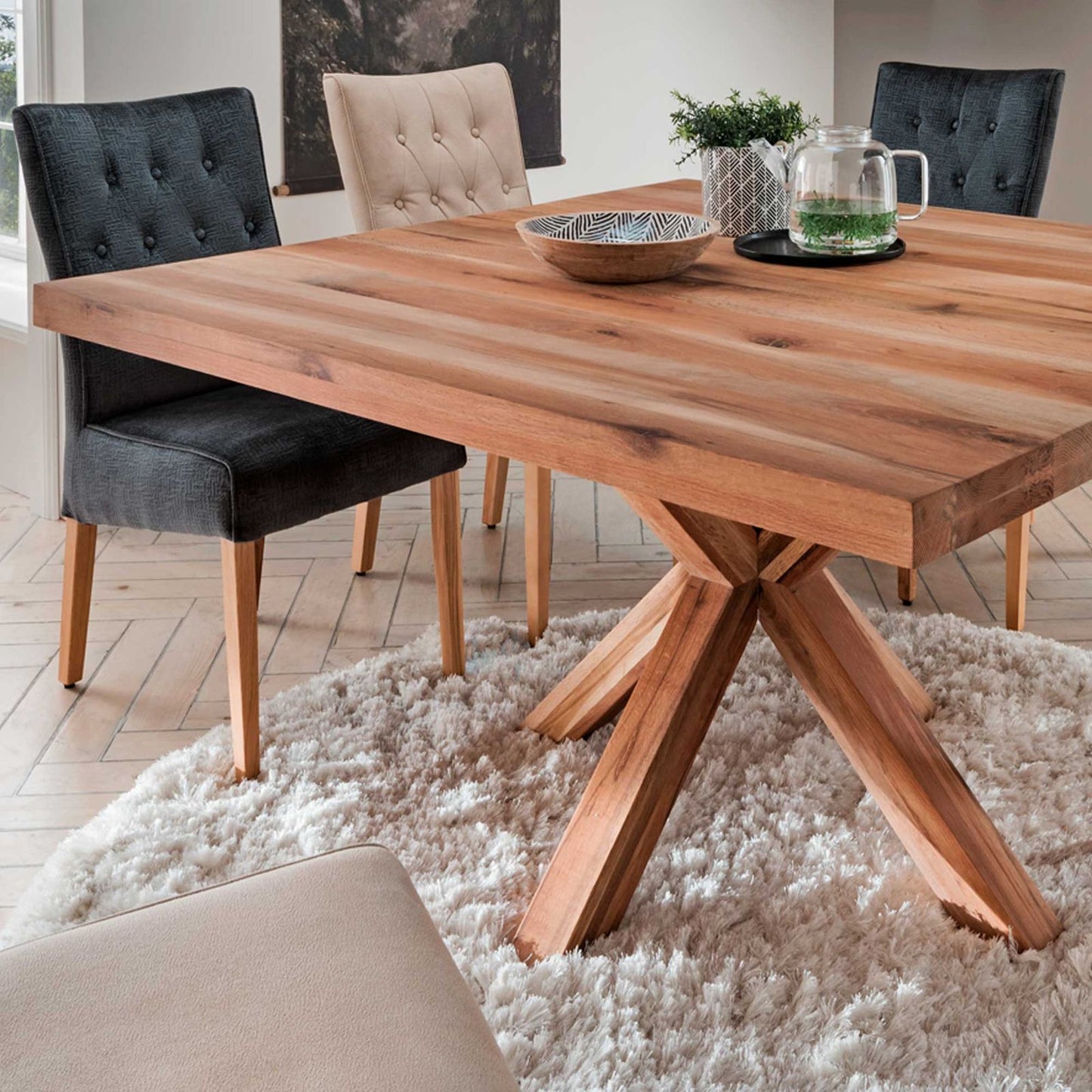 
                  
                    Esstisch 120 x 120 cm Eiche massiv - Star
                  
                