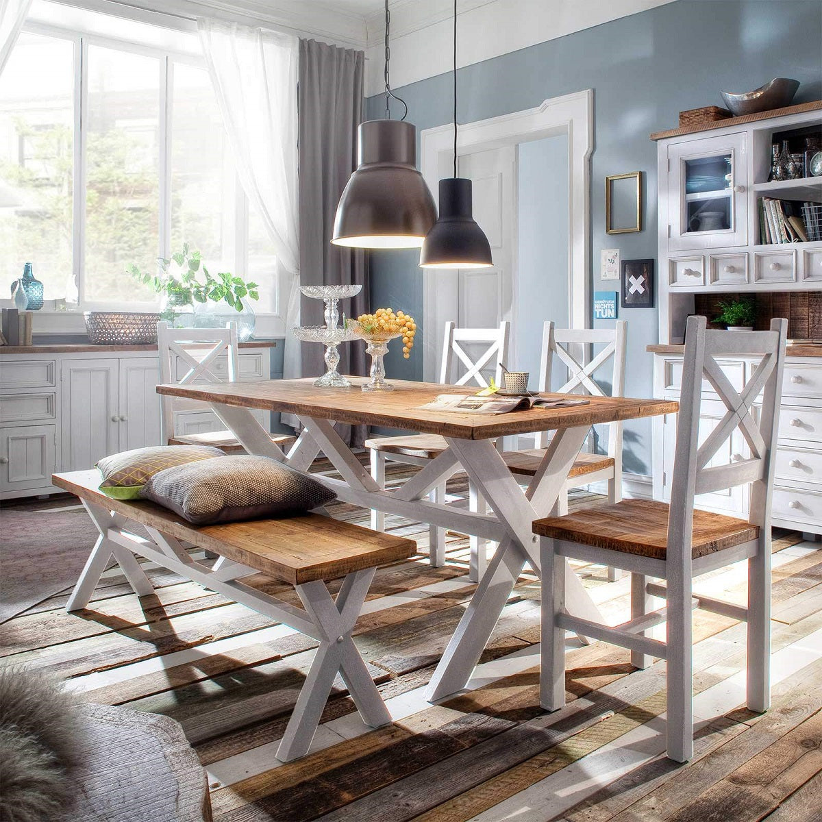 
                  
                    Vitrine 1 trg. Pinie massiv recycelt Weiss / Natur Landhaus Byron
                  
                