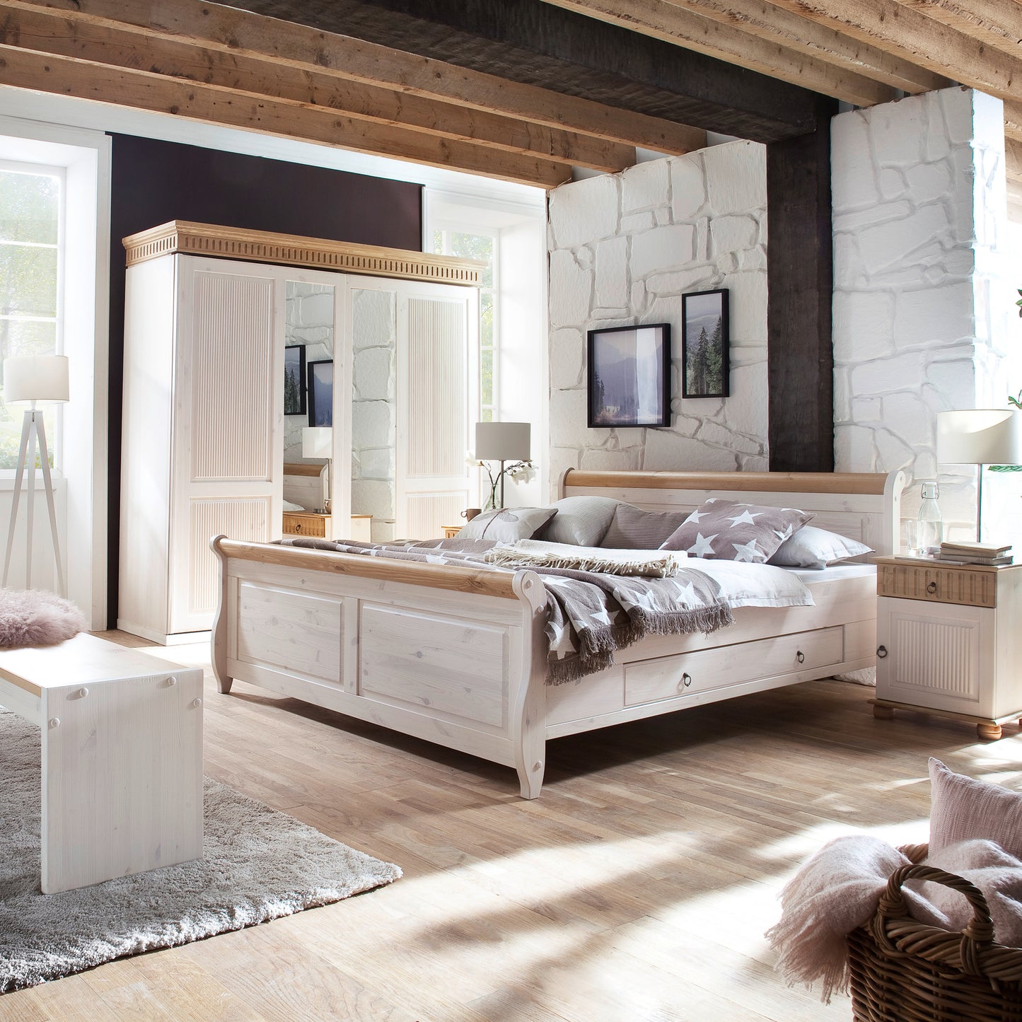 
                  
                    Malta Bett Schlafzimmer Milieu
                  
                
